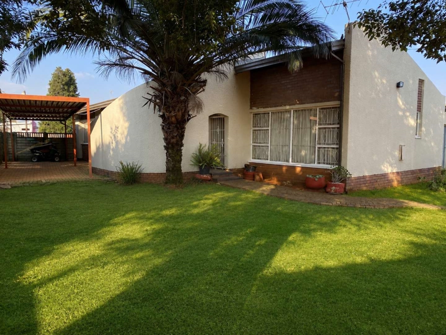 3 Bedroom Property for Sale in Witpoortjie Gauteng