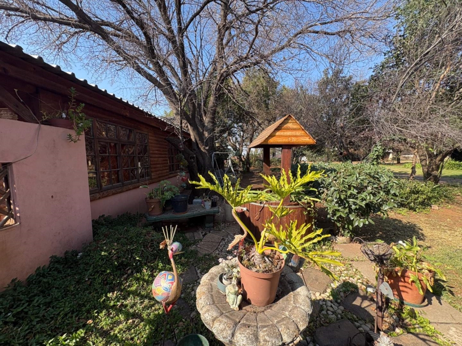 4 Bedroom Property for Sale in Kookrus Gauteng