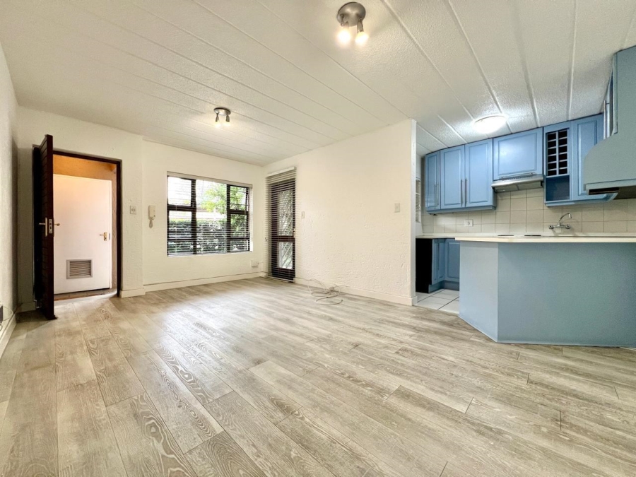 1 Bedroom Property for Sale in Parktown North Gauteng