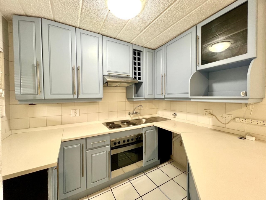 1 Bedroom Property for Sale in Parktown North Gauteng