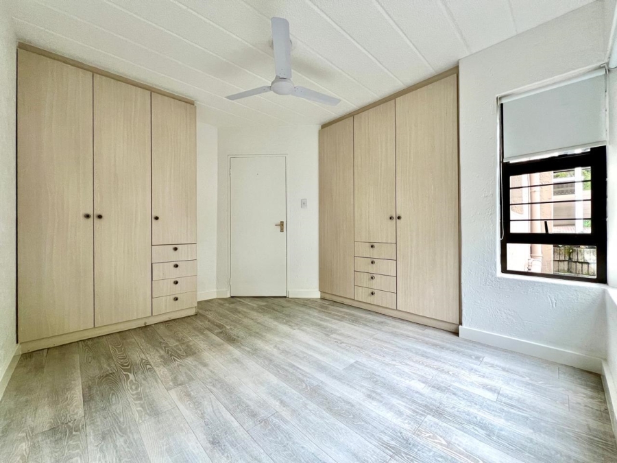 1 Bedroom Property for Sale in Parktown North Gauteng