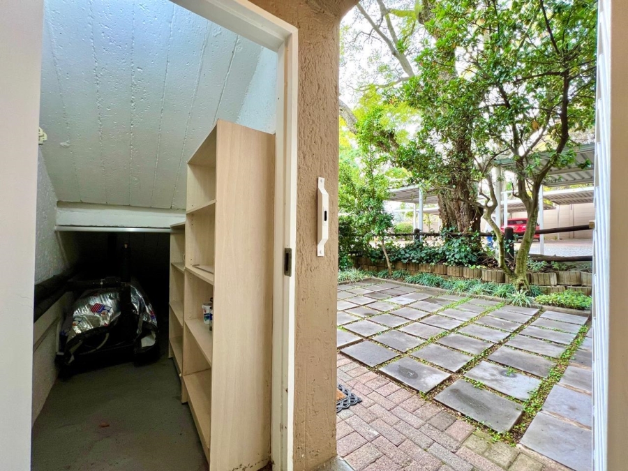 1 Bedroom Property for Sale in Parktown North Gauteng
