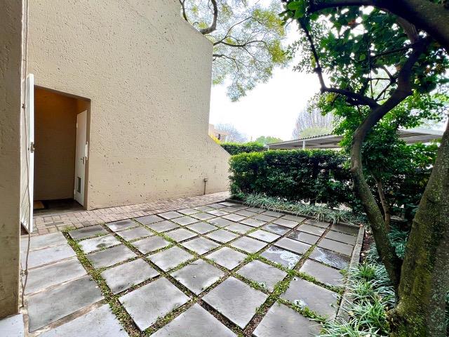1 Bedroom Property for Sale in Parktown North Gauteng