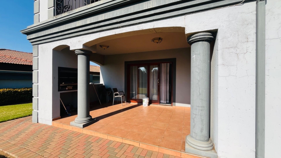 4 Bedroom Property for Sale in Helderwyk Gauteng