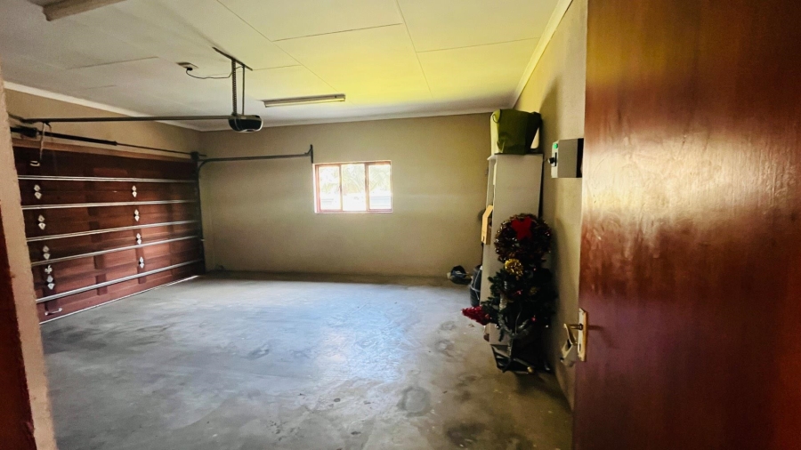 4 Bedroom Property for Sale in Helderwyk Gauteng
