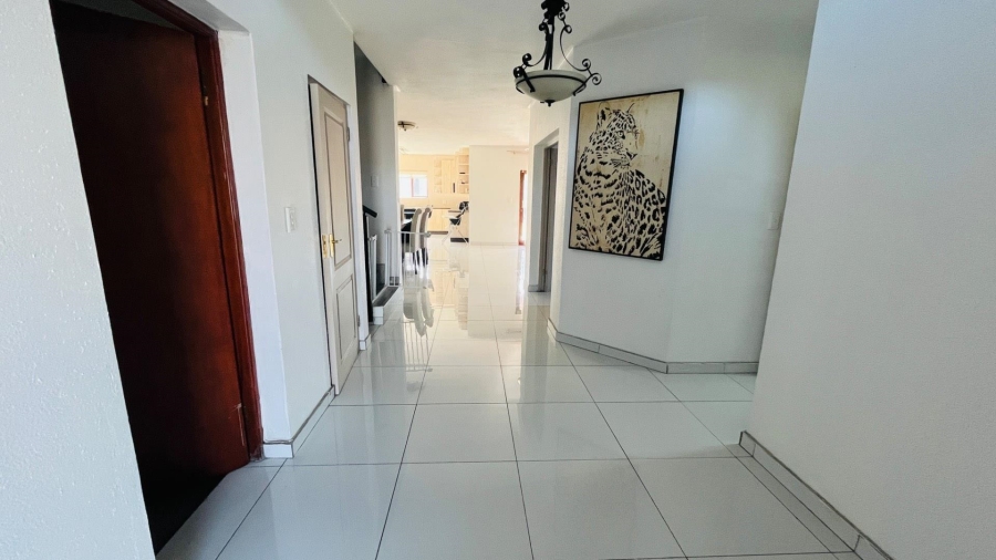 4 Bedroom Property for Sale in Helderwyk Gauteng