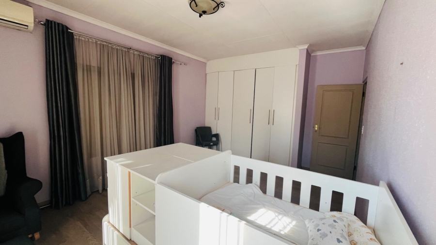 4 Bedroom Property for Sale in Helderwyk Gauteng