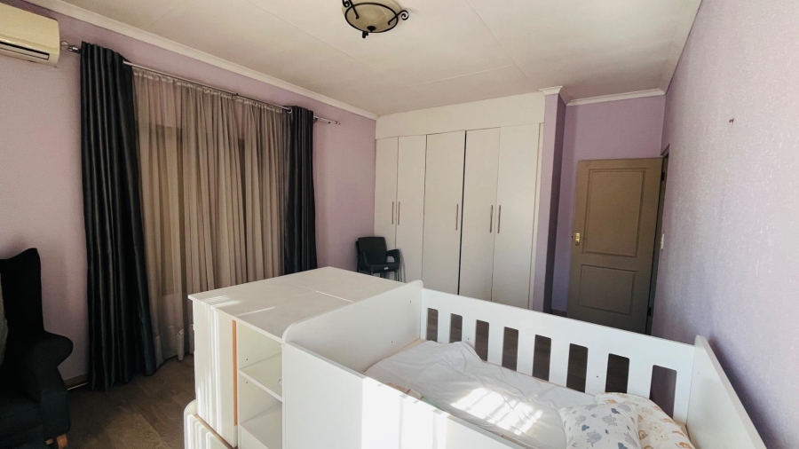 4 Bedroom Property for Sale in Helderwyk Gauteng
