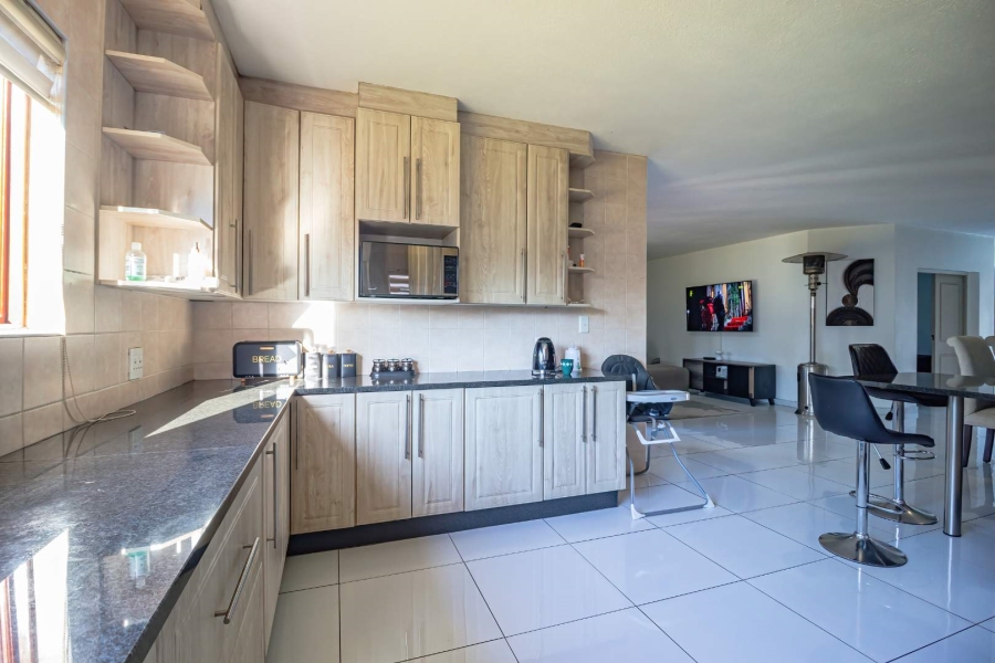 4 Bedroom Property for Sale in Helderwyk Gauteng