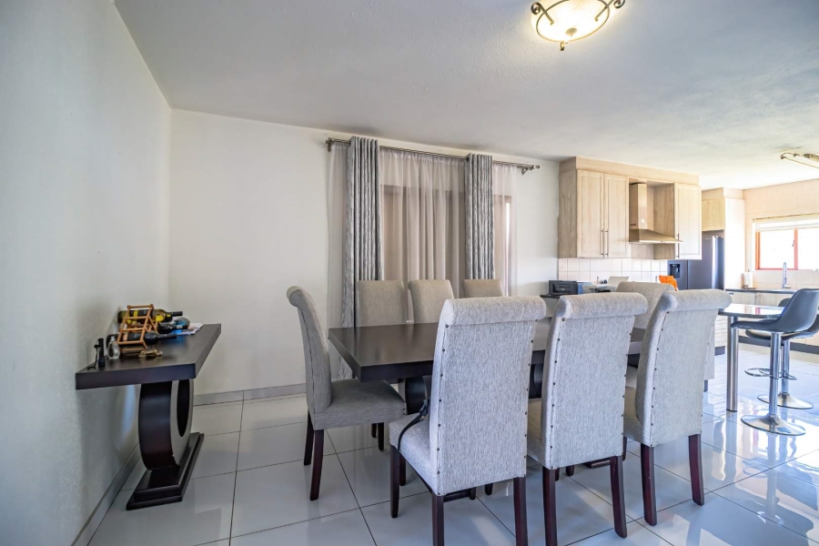 4 Bedroom Property for Sale in Helderwyk Gauteng