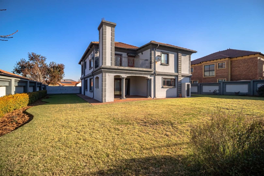 4 Bedroom Property for Sale in Helderwyk Gauteng