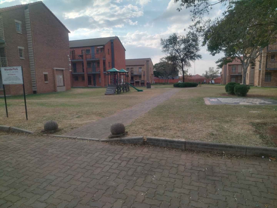2 Bedroom Property for Sale in Karenpark Gauteng