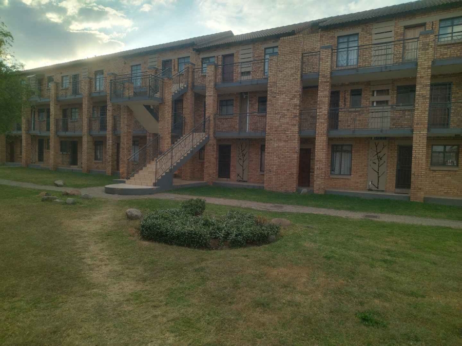 2 Bedroom Property for Sale in Karenpark Gauteng