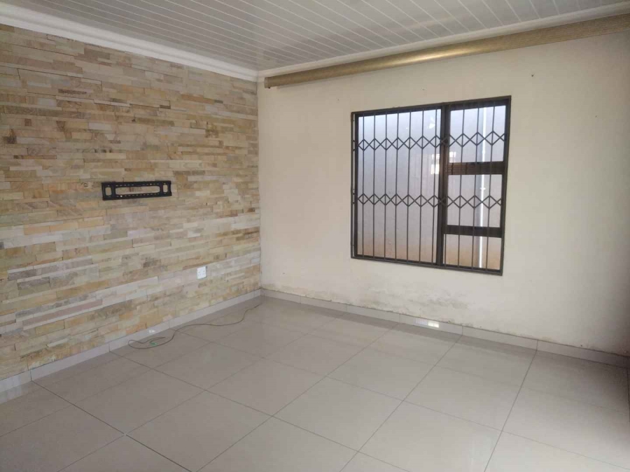 To Let 3 Bedroom Property for Rent in Soshanguve VV Gauteng