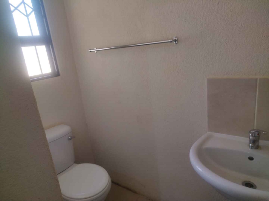 To Let 3 Bedroom Property for Rent in Soshanguve VV Gauteng