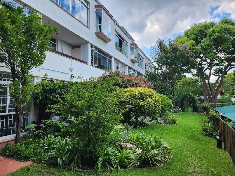 To Let 1 Bedroom Property for Rent in Craighall Gauteng