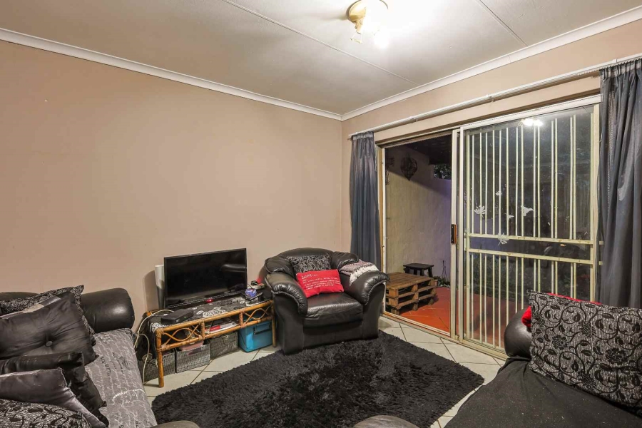 1 Bedroom Property for Sale in Moreleta Park Gauteng