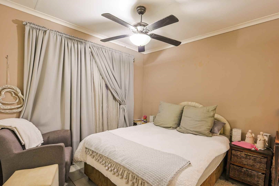 1 Bedroom Property for Sale in Moreleta Park Gauteng