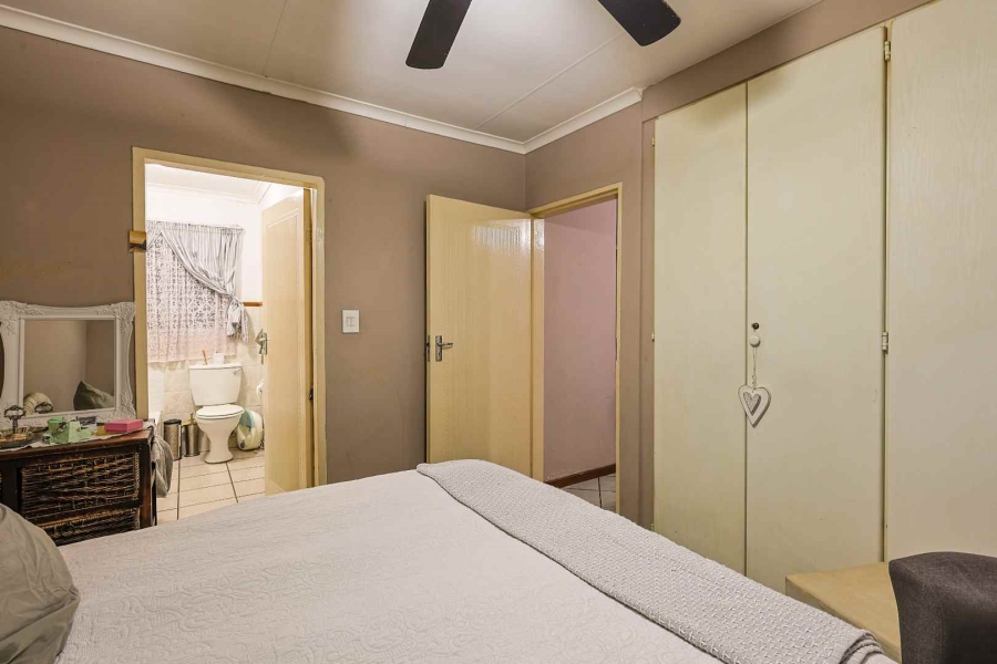 1 Bedroom Property for Sale in Moreleta Park Gauteng