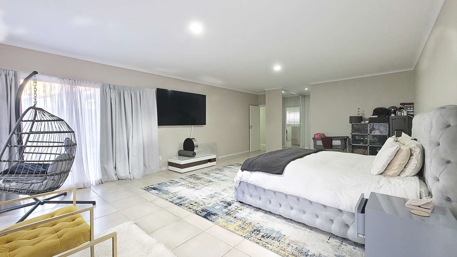 To Let 3 Bedroom Property for Rent in Sandown Gauteng