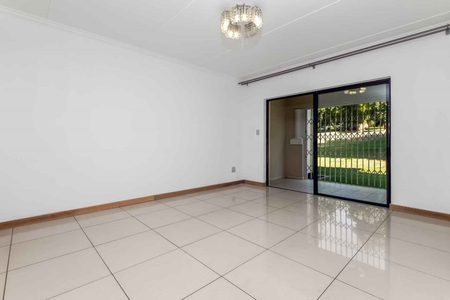 3 Bedroom Property for Sale in Broadacres Gauteng