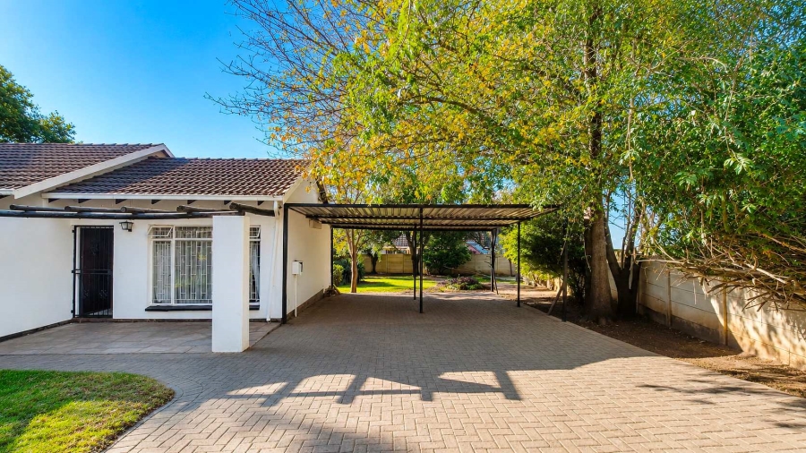 3 Bedroom Property for Sale in Strubensvallei Gauteng
