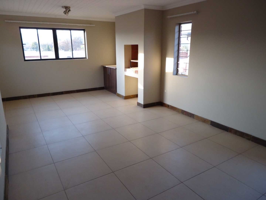 2 Bedroom Property for Sale in Andeon Gauteng