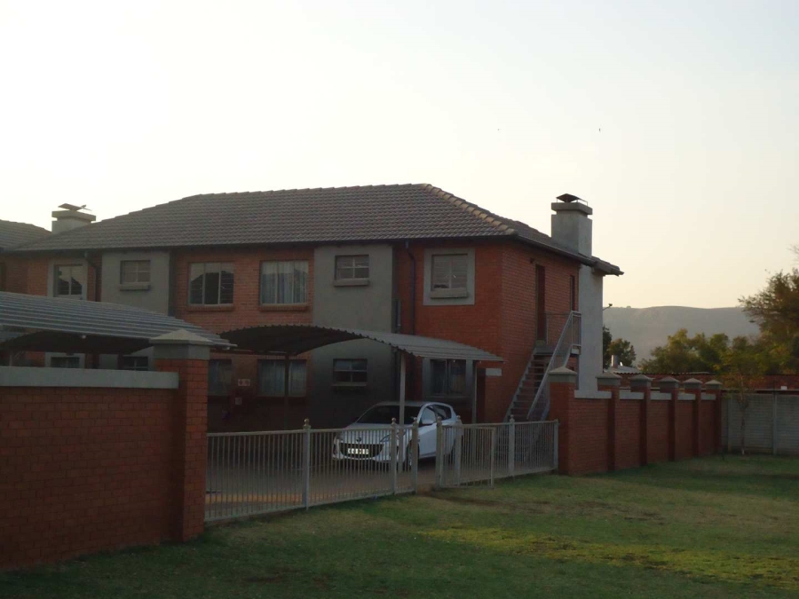 2 Bedroom Property for Sale in Andeon Gauteng