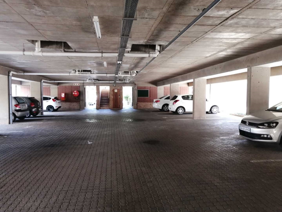 5 Bedroom Property for Sale in Hatfield Gauteng