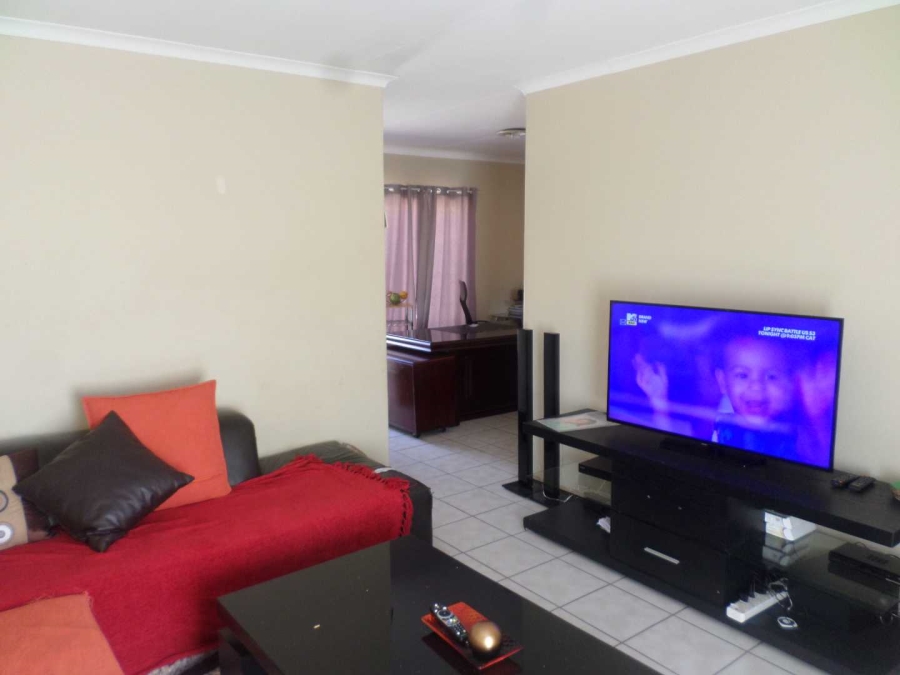 2 Bedroom Property for Sale in Ninapark Gauteng