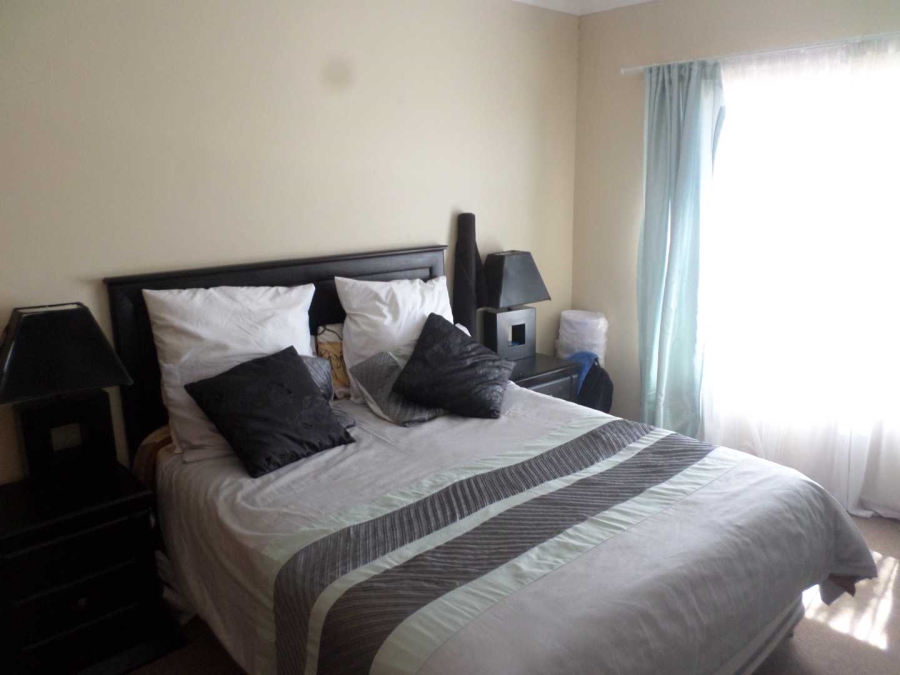 2 Bedroom Property for Sale in Ninapark Gauteng