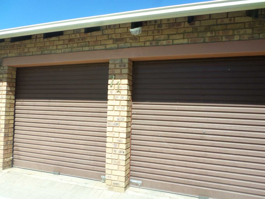 2 Bedroom Property for Sale in Ninapark Gauteng