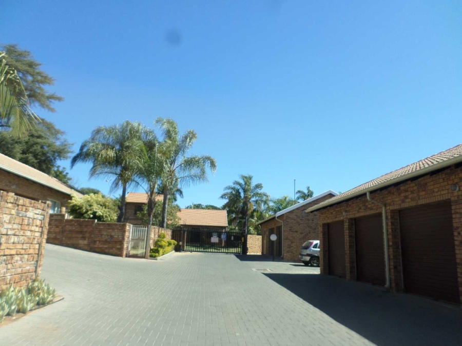 2 Bedroom Property for Sale in Ninapark Gauteng