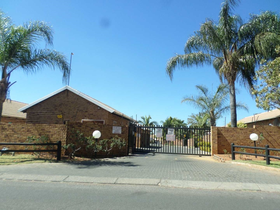 2 Bedroom Property for Sale in Ninapark Gauteng
