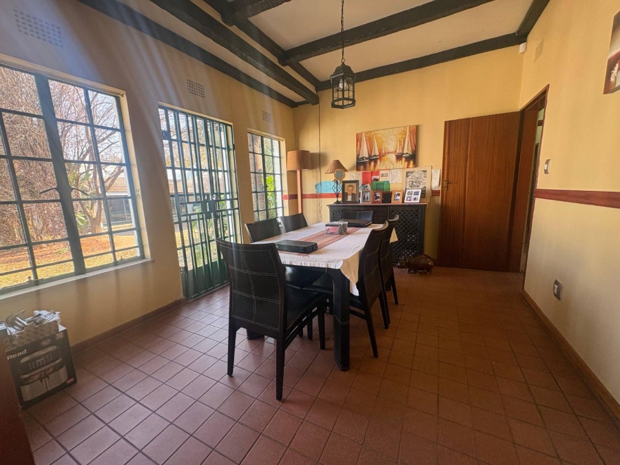 7 Bedroom Property for Sale in Walker Fruit Farms Gauteng