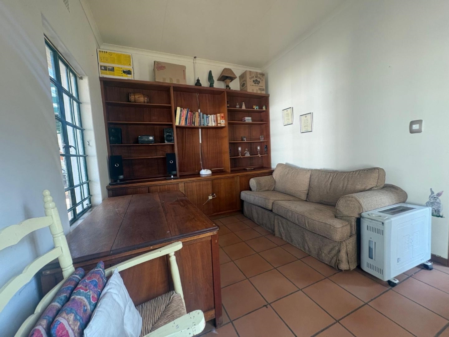 7 Bedroom Property for Sale in Walker Fruit Farms Gauteng