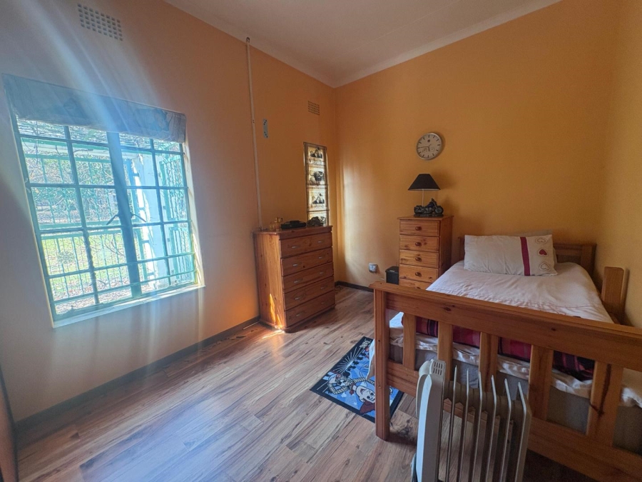 7 Bedroom Property for Sale in Walker Fruit Farms Gauteng