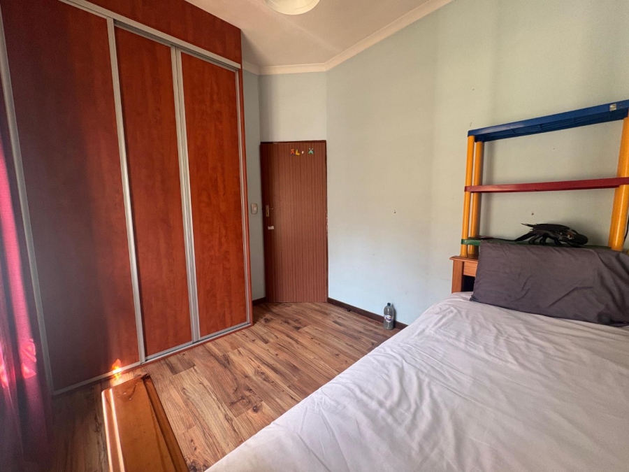 7 Bedroom Property for Sale in Walker Fruit Farms Gauteng