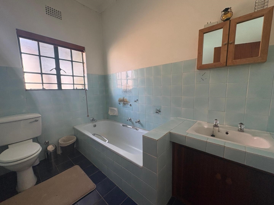 7 Bedroom Property for Sale in Walker Fruit Farms Gauteng