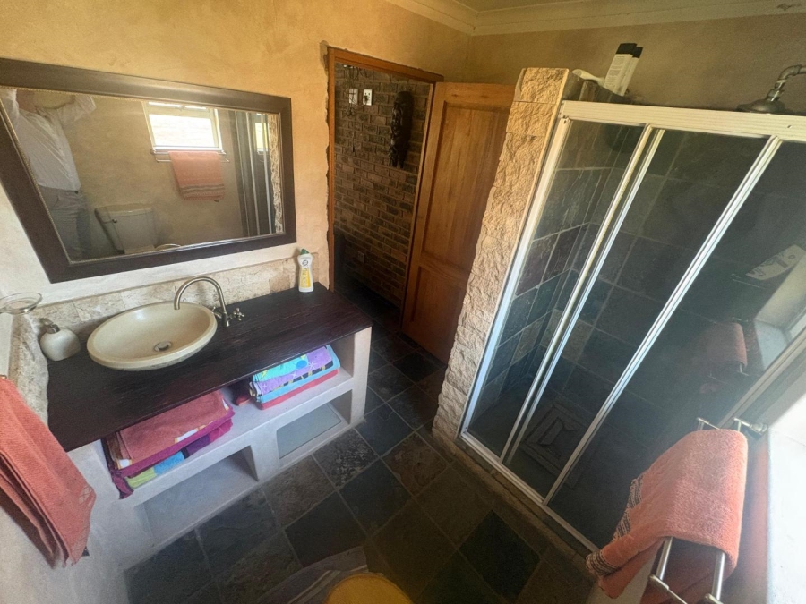7 Bedroom Property for Sale in Walker Fruit Farms Gauteng