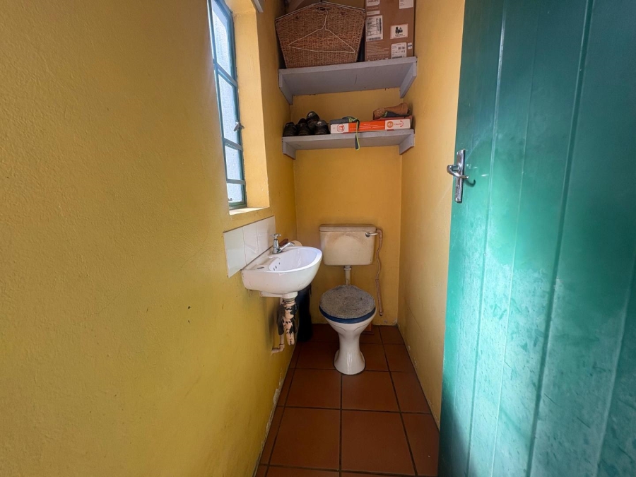 7 Bedroom Property for Sale in Walker Fruit Farms Gauteng
