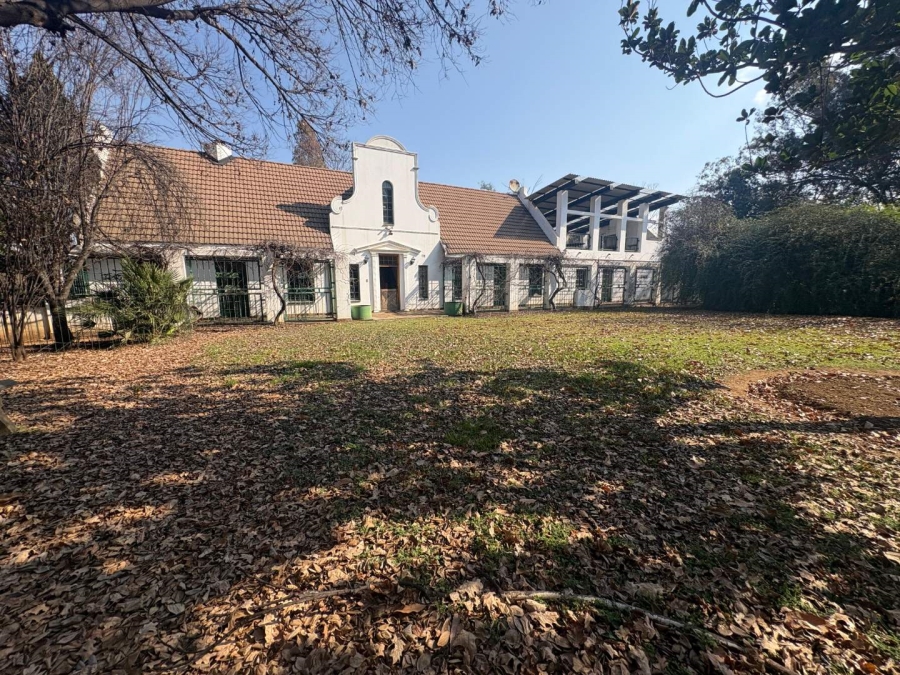7 Bedroom Property for Sale in Walker Fruit Farms Gauteng