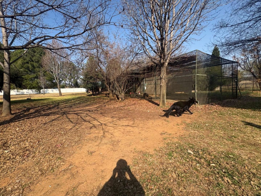 7 Bedroom Property for Sale in Walker Fruit Farms Gauteng