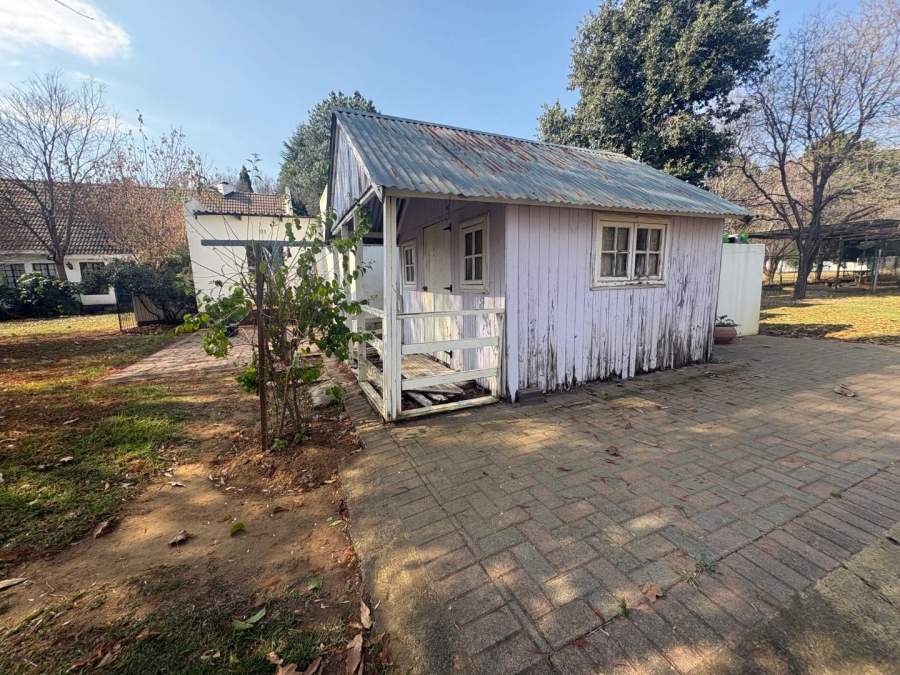 7 Bedroom Property for Sale in Walker Fruit Farms Gauteng