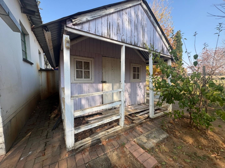 7 Bedroom Property for Sale in Walker Fruit Farms Gauteng