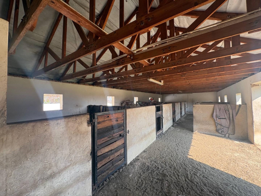 7 Bedroom Property for Sale in Walker Fruit Farms Gauteng