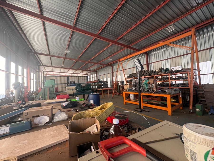 7 Bedroom Property for Sale in Walker Fruit Farms Gauteng