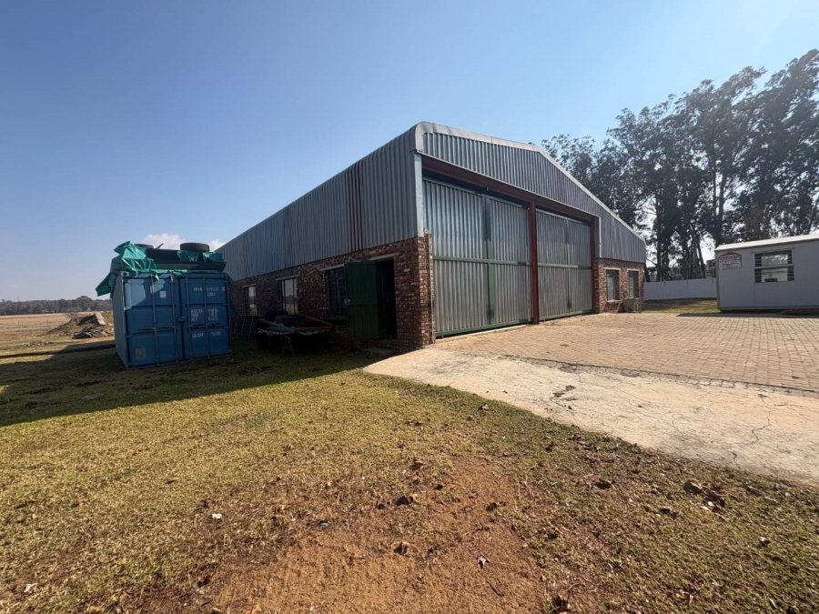 7 Bedroom Property for Sale in Walker Fruit Farms Gauteng
