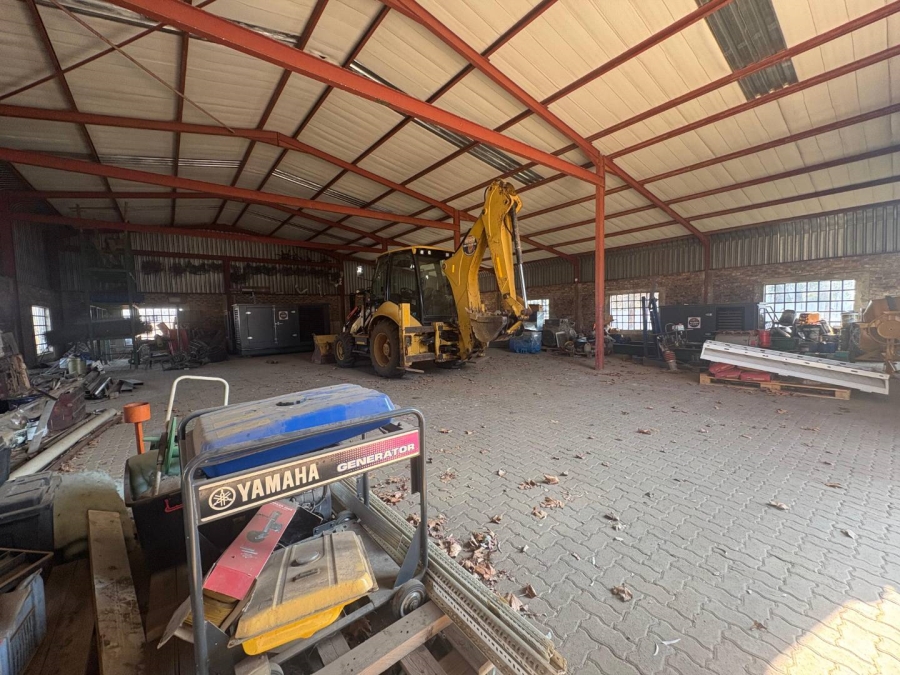 7 Bedroom Property for Sale in Walker Fruit Farms Gauteng