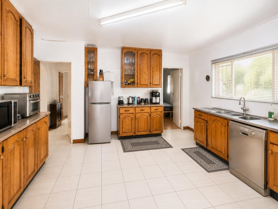 3 Bedroom Property for Sale in Garsfontein Gauteng